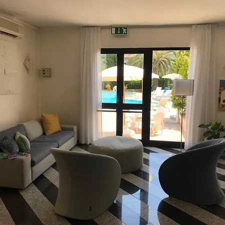 Arthotel Gabbiano Azzurro Due فندق