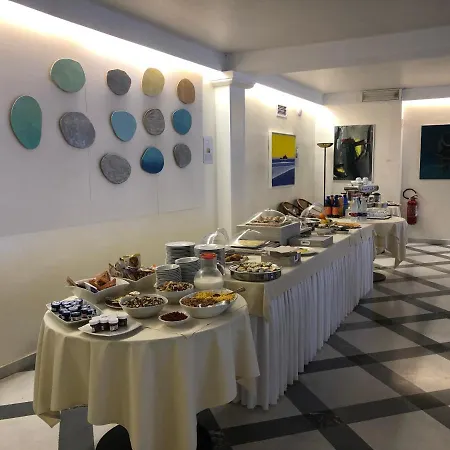 ホテル Arthotel Gabbiano Azzurro Due マルチャーナ・マリーナ